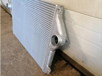 Інтеркулер в категорії Вантажівки Scania Intercooler radiator 961262: фото 4
