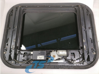 Універсальна частина в категорії Вантажівки Volvo Roof hatch 20379286: фото 5