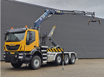 Гаковий мультиліфт вантажівка IVECO Trakker
