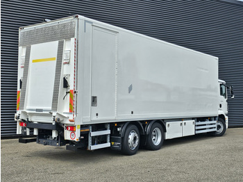 Вантажівка з закритим кузовом MAN TGM 26.320 / 6x2-4 / LBW / 6000kg TAIL LIFT: фото 2