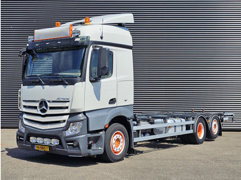 Контейнеровоз/ Змінний кузов вантажівка MERCEDES-BENZ Actros 2640