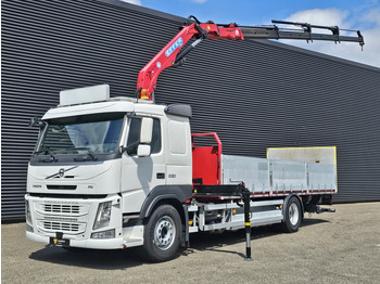 Бортова вантажівка/ Платформа VOLVO FM 330