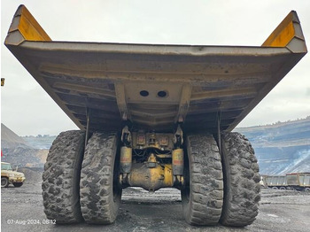 Кар'єрний самоскид CAT 777E: фото 3