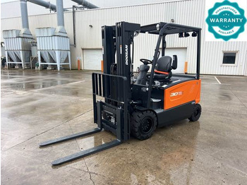 Електронавантажувач DOOSAN