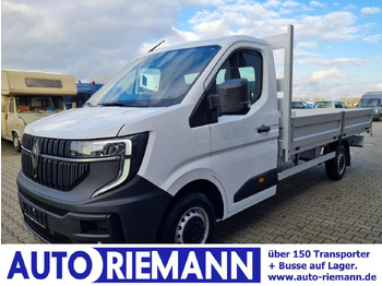 Легка бортова вантажівка RENAULT Master