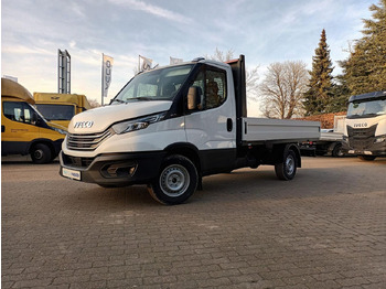Легка бортова вантажівка IVECO Daily 35s16