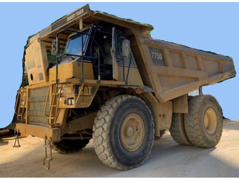 Самоскид CATERPILLAR