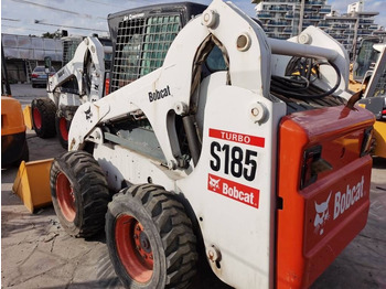 Міні-навантажувач BOBCAT S185