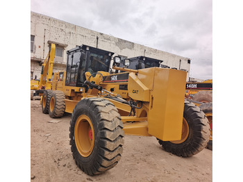 Грейдер CATERPILLAR 140H