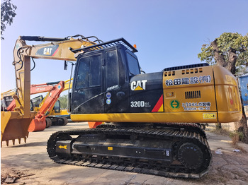 Гусеничний екскаватор CATERPILLAR 320D2