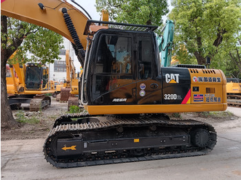Гусеничний екскаватор CATERPILLAR 320D2