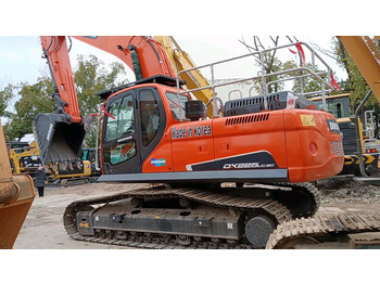 Гусеничний екскаватор DOOSAN DX225LC