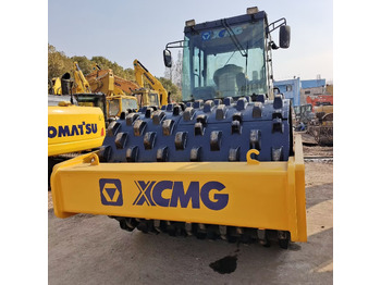 Компактор XCMG XS223J