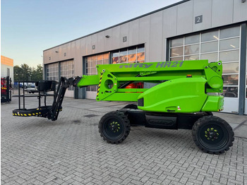 : фото в шапці сторінки