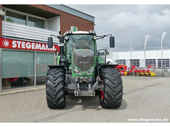 Трактор FENDT 826 Vario