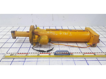 Гідроциліндр LIEBHERR