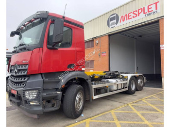 Гаковий мультиліфт вантажівка MERCEDES-BENZ Arocs 2548