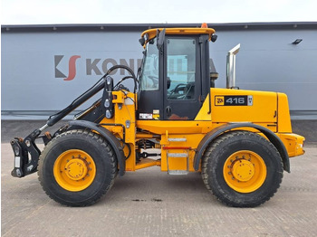 Колісний навантажувач JCB