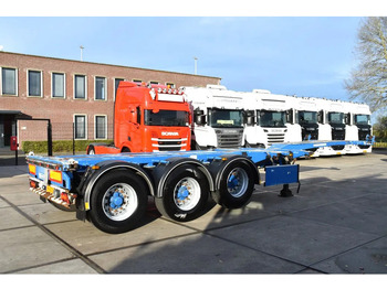 Контейнеровоз/ Змінний кузов напівпричіп D-Tec FT-43-03V - DAMAGED - ALL CONNECTIONS - 3 x EXTENDABLE - LIFT AXLE - BPW AXLES - DRUM BRAKES -: фото 3