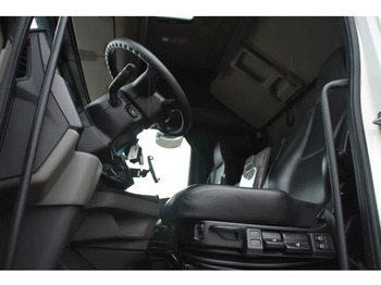 Тягач Scania S410 NGS 4x2EB MEGA 95 cm or 103 cm driving height - RETARDER - 670 TKM - FULL AIR - PARK. AIRCO - LEATHER SEATS - 2 x FUEL TANK: фото 4