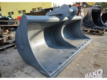 Навісне обладнання STRICKLAND