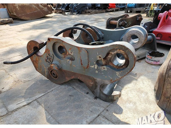 Навісне обладнання LIEBHERR