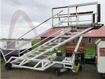 Пасажирський трап TCG