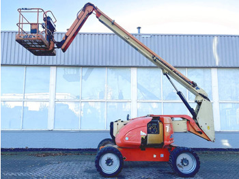 Телескопічний підйомник JLG 600AJ