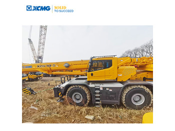 Короткобазний кран XCMG