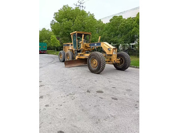 Грейдер CATERPILLAR 140H