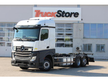 Контейнеровоз/ Змінний кузов вантажівка MERCEDES-BENZ Actros 2545
