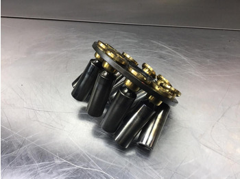 Двигун та запчастини LIEBHERR