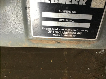 Задня вісь LIEBHERR