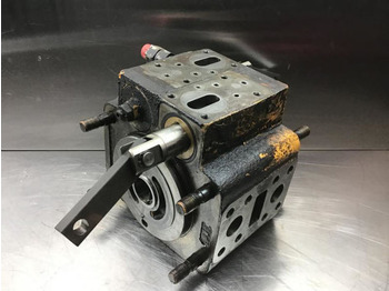 Двигун та запчастини LIEBHERR