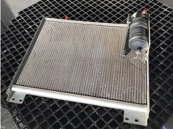 Частина системи кондиціонування LIEBHERR