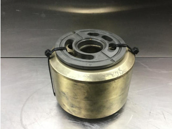 Двигун та запчастини LIEBHERR