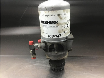 Повітряний фільтр LIEBHERR