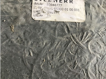Капот LIEBHERR