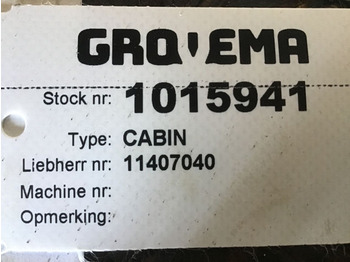 Кабіна й інтер'єр LIEBHERR