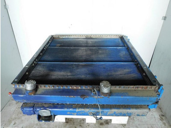 Радіатор LIEBHERR