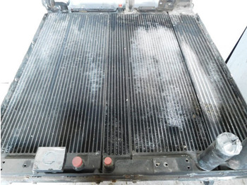 Радіатор LIEBHERR