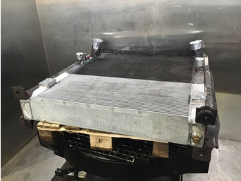 Радіатор LIEBHERR