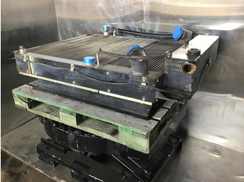 Радіатор LIEBHERR