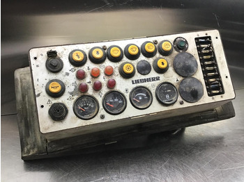 Приладова панель LIEBHERR