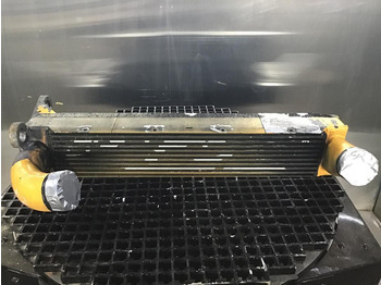 Інтеркулер LIEBHERR