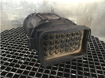 Повітряний фільтр LIEBHERR