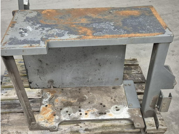 Кузов і екстер'єр LIEBHERR