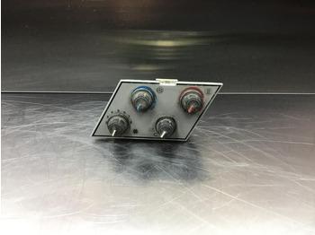 Приладова панель LIEBHERR