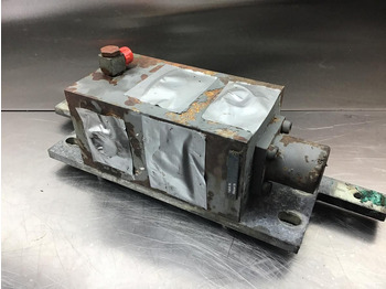 Гідравліка LIEBHERR