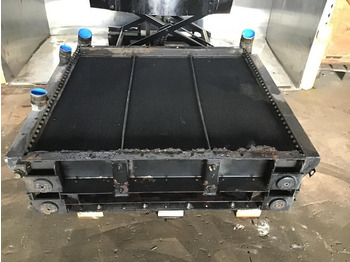 Радіатор LIEBHERR